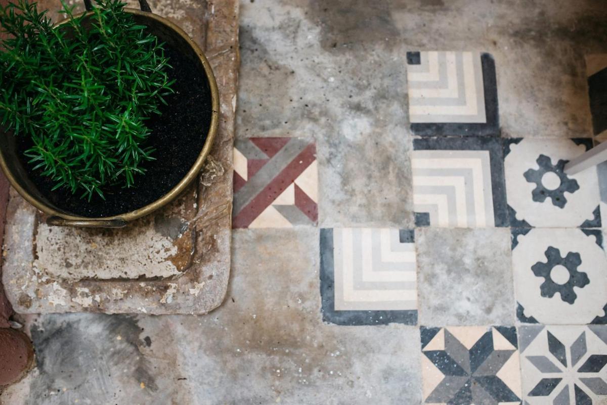 Exquisite With Patio Portuguese Soul Alfama 2p *